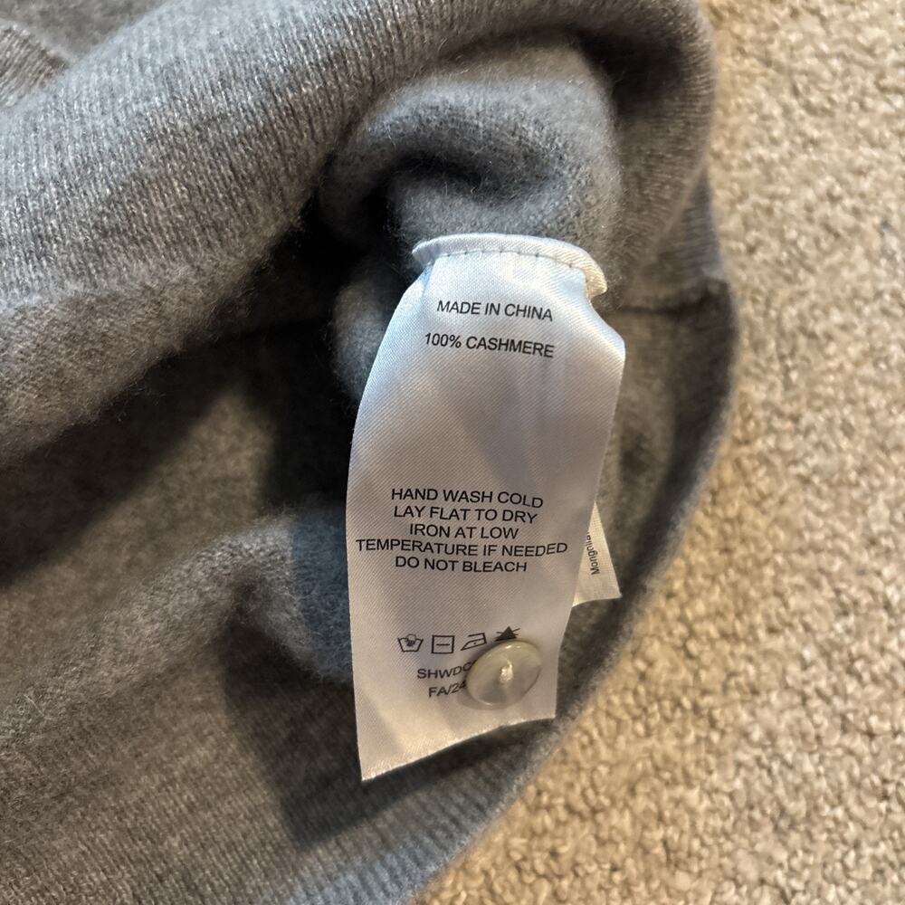 Quince Mongolian Cashmere Cardigan Womens Sz Small Gray Button Front Sweater - Picture 8 of 8